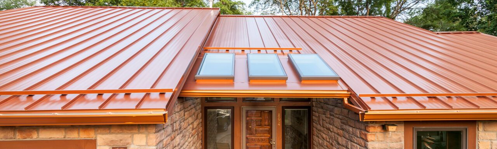 Metal roofing craftsmanship in Central Ohio