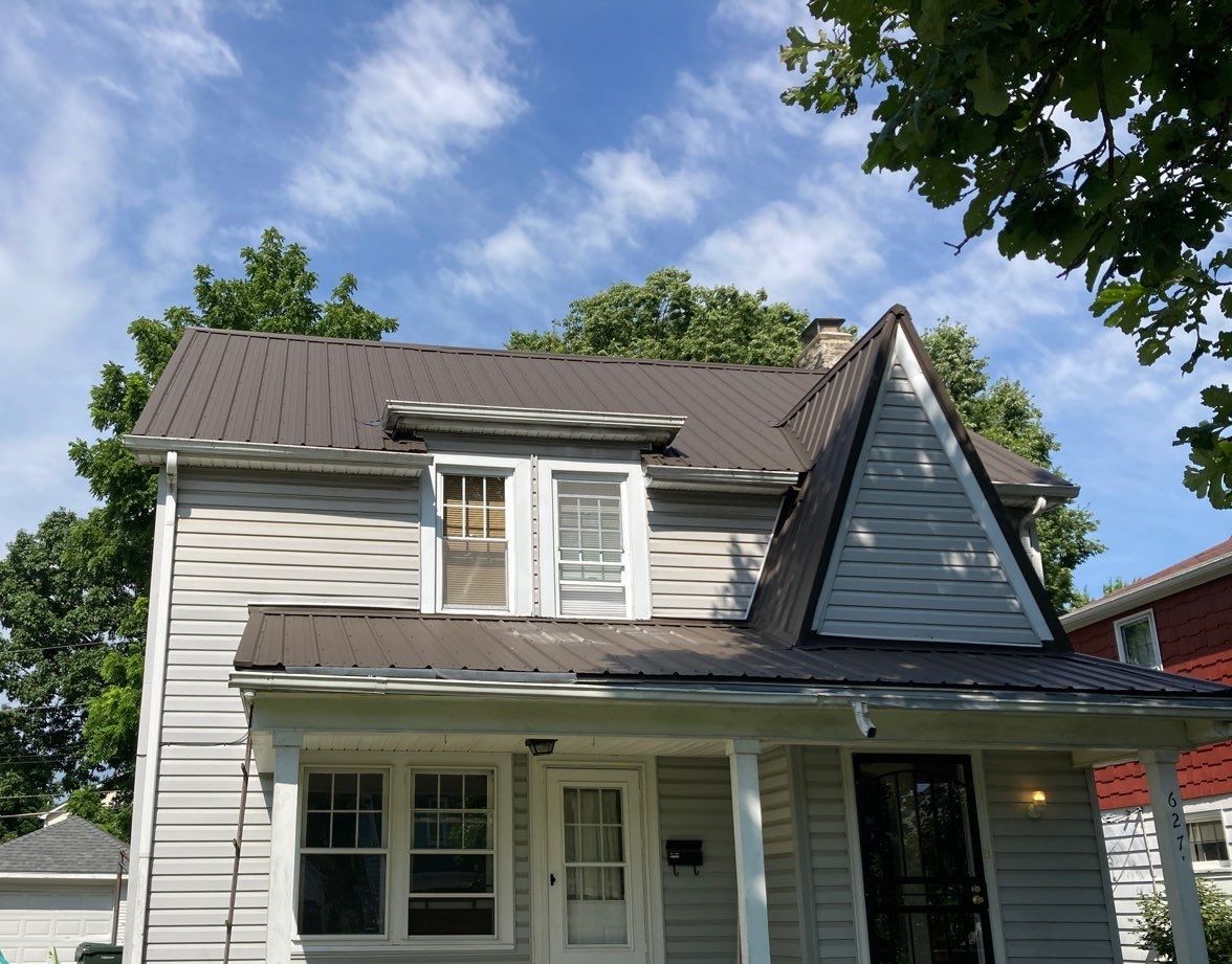 Black ribbed metal roof project in Columbus, Ohio